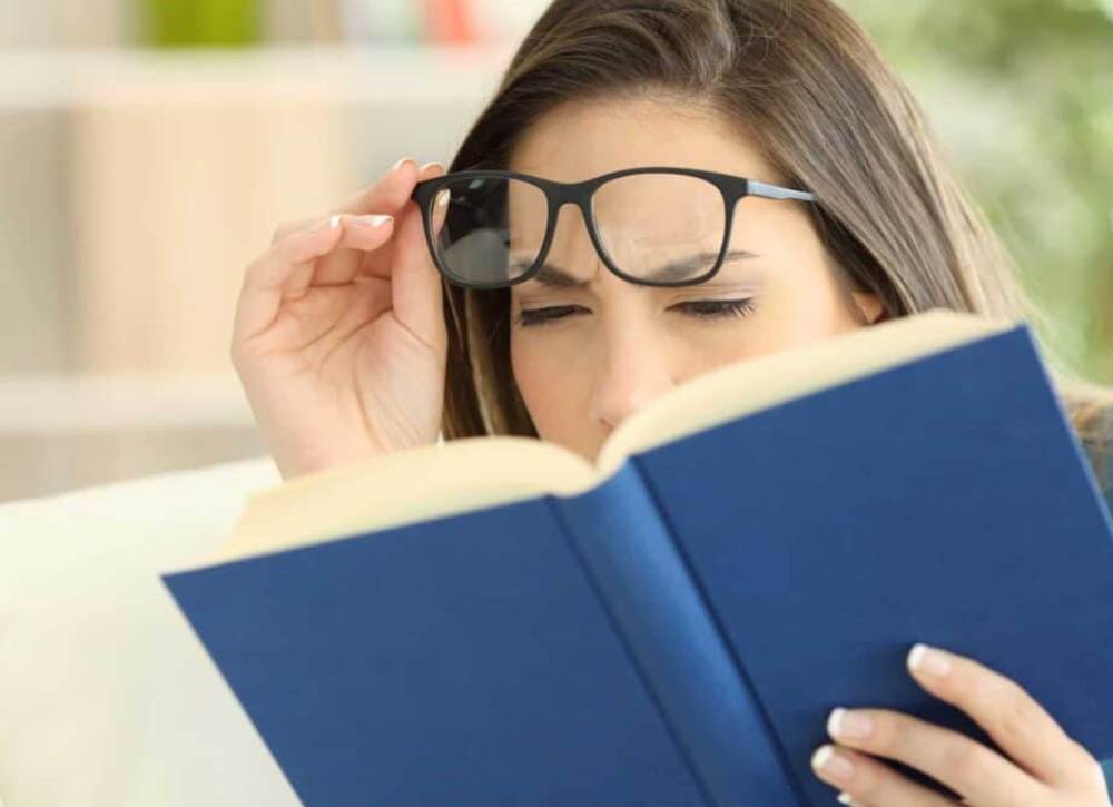 nearsighted in one eye farsighted in the other