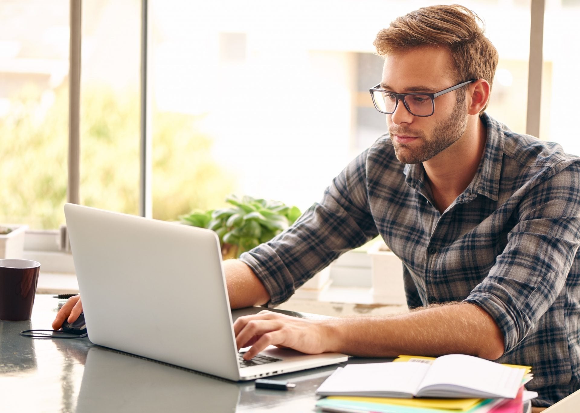 How to choose the best blue light blocking glasses?