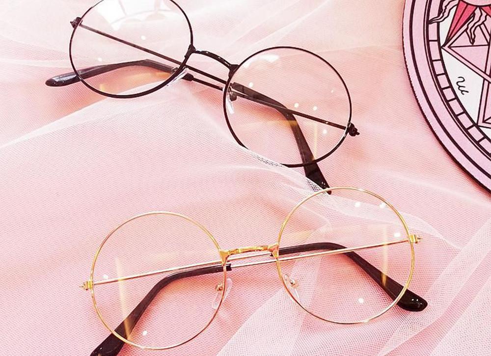 Is it cheaper to buy glasses online?