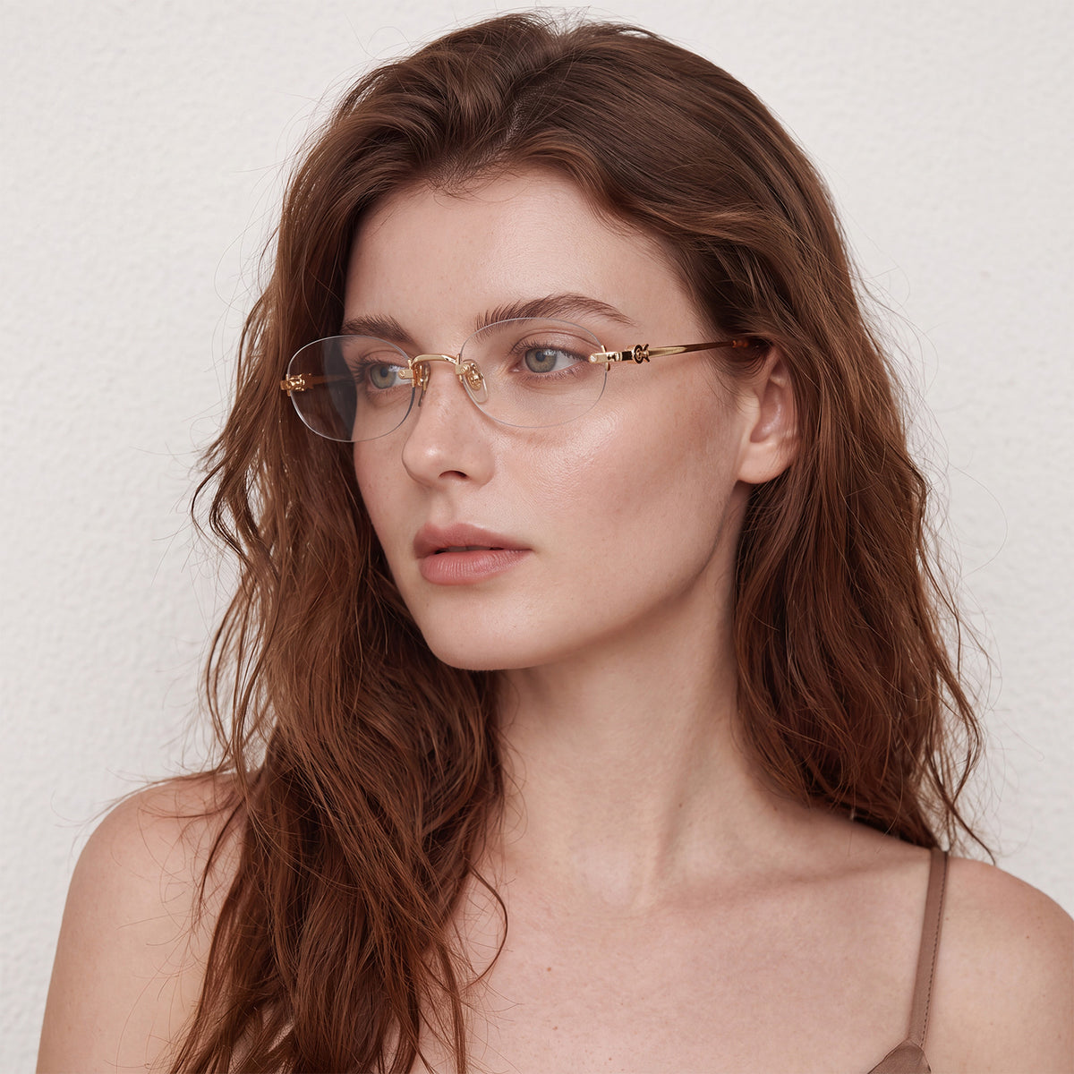 carfia-Bonterey-FC04-metal-oval-eyeglasses-prescription-blue-light-Italy-designer-eyewear-women-LIFESTYLE