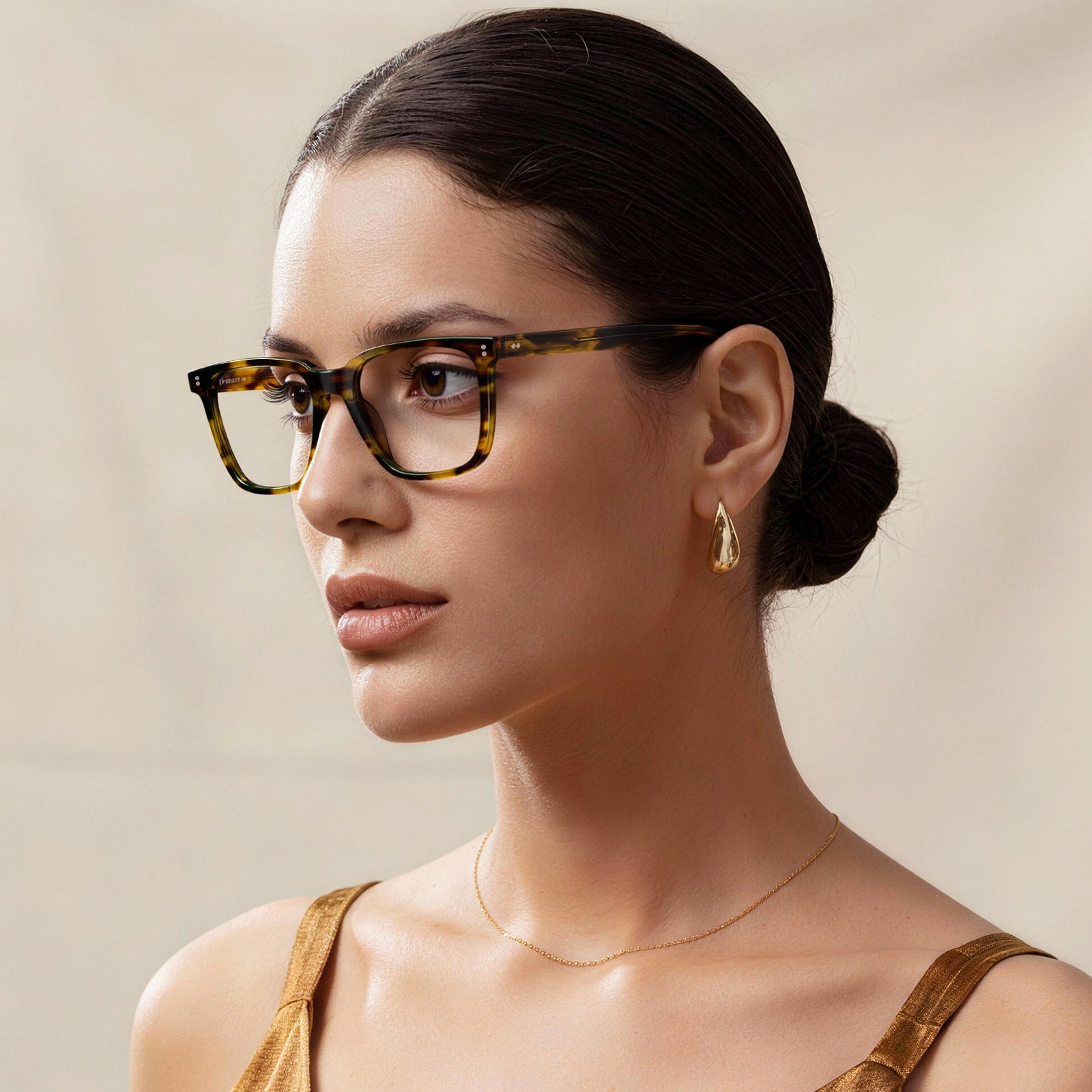 Why Hand-Polished Acetate is the Gold Standard for Professional Eyeglasses？