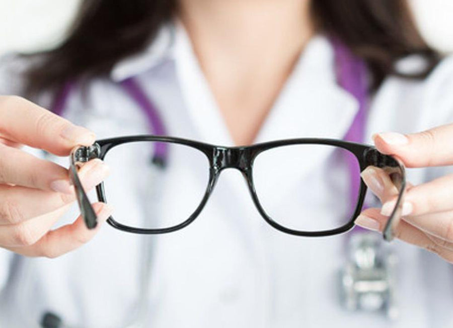 How to Know If You Need Glasses? 10 Signs You Need Glasses