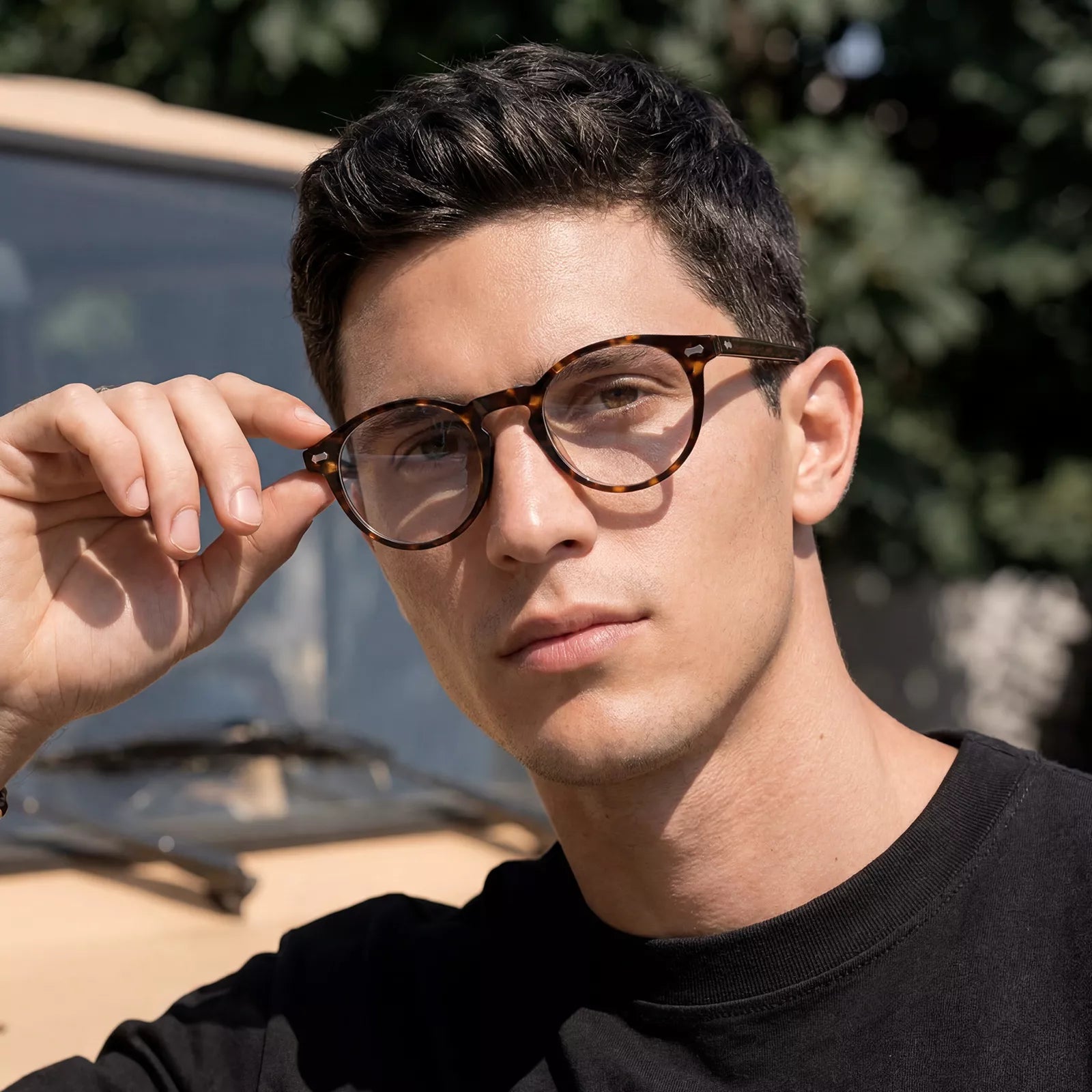 Tortoise carfia Eyeglasses  Stylishly Sharp Round Frame Eye Glasses model