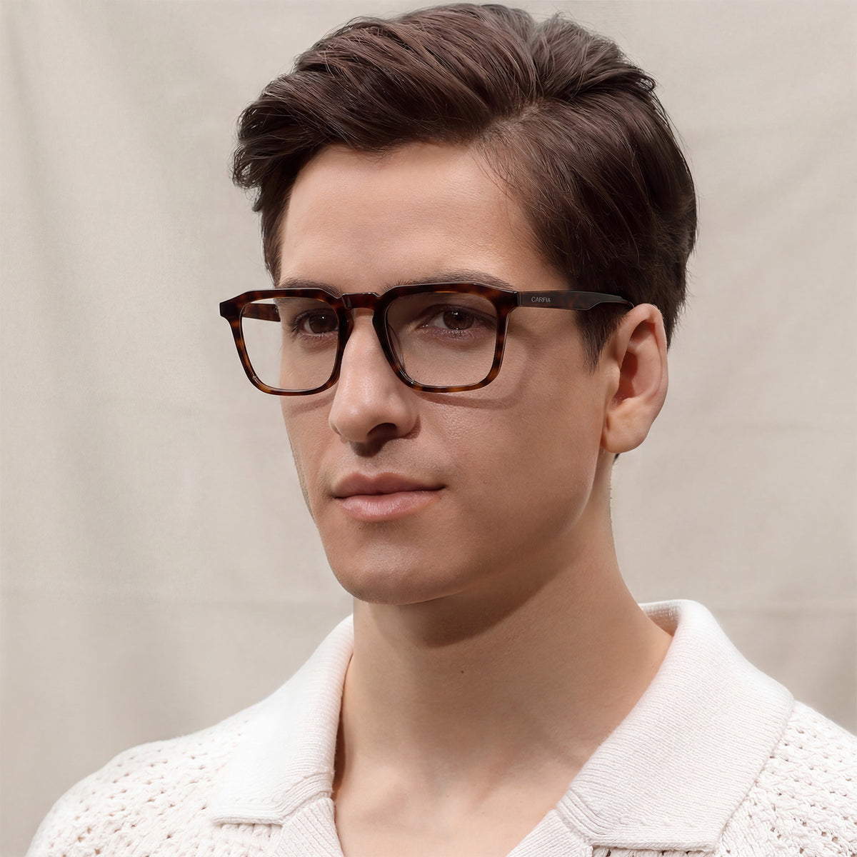 carfia-albany-fc04-mens-tortoiseshell-glasses-lifestyle