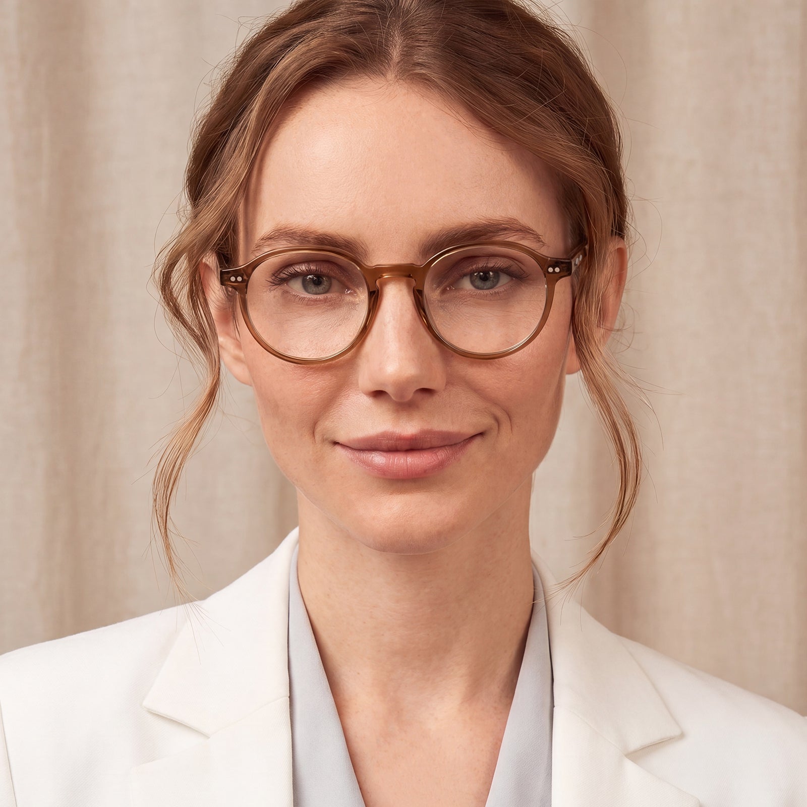 Woman wearing glasses CARFIA Finco FC04 – Classic Round Acetate Eyeglasses in Brown women eyewear
