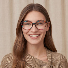 Carfia Barrie-FC03 Tortoise Acetate Cat-Eye Polarized Eyeglasses for Women, lifestyle View