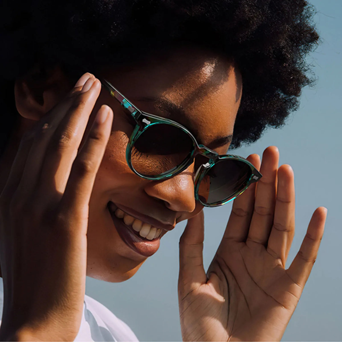 Carfia Chicago-C15-RX Tortoise Acetate Heart Polarized Eyeglasses for Women, Lifestyle